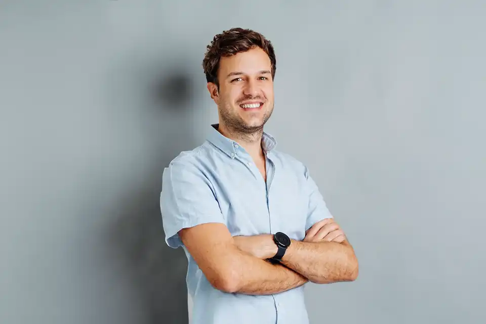 Dr. Feldner Jr.